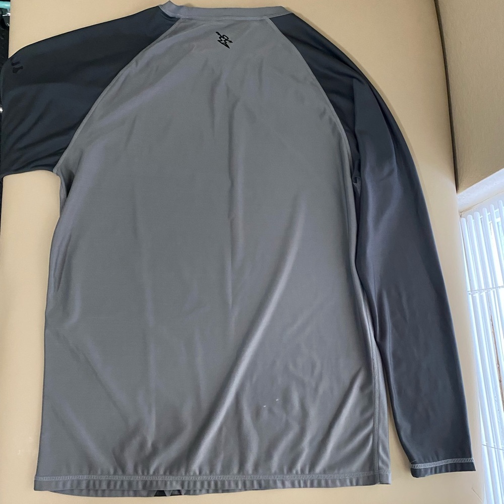 Dahui Rash Guard - Picture 7 of 11
